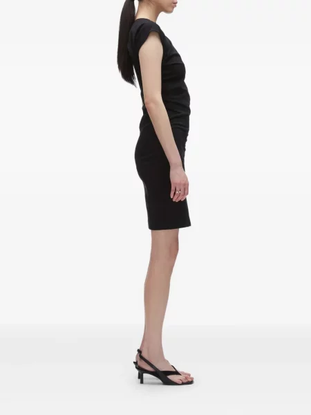 Rochie 3.1 Phillip Lim drapată de costum negru