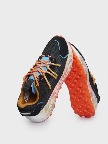 Кросівки для спортзалу Under Armour чорні