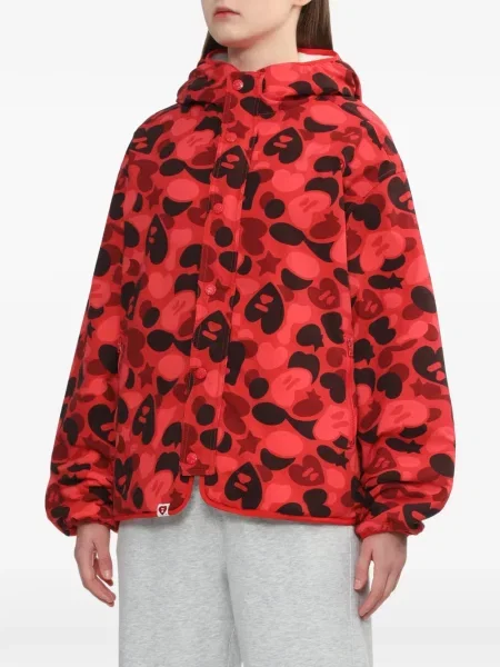 Geacă Apee™ By *a Bathing Ape® cu glugă cu model camuflaj roșu