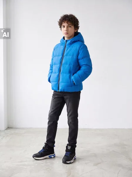 Sinsay Prošívaná puffer bunda s kapucí světle modrá