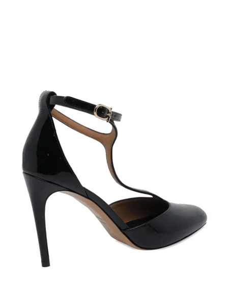 Pantofi cu toc Ferragamo din piele de lac negru