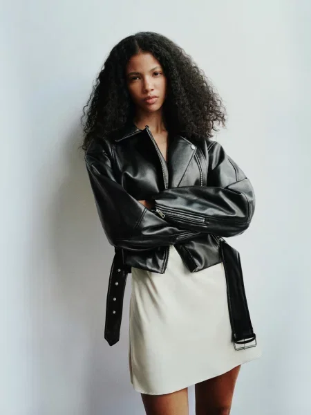 Pull&Bear Geacă de primăvară-toamnă negru