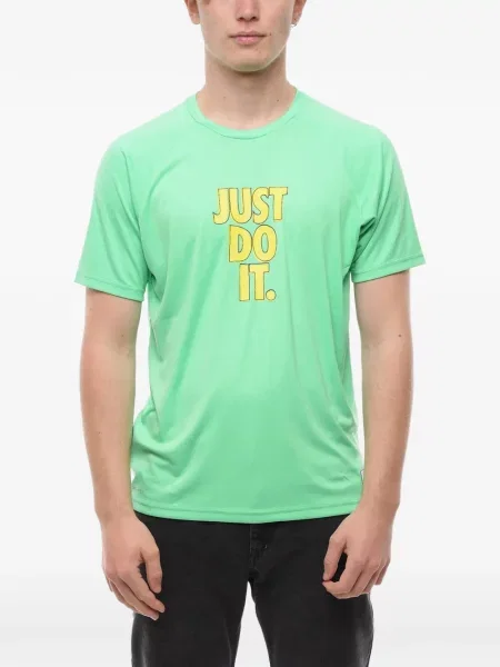 Scurt chiloți Nike cu imagine cu model floral negru