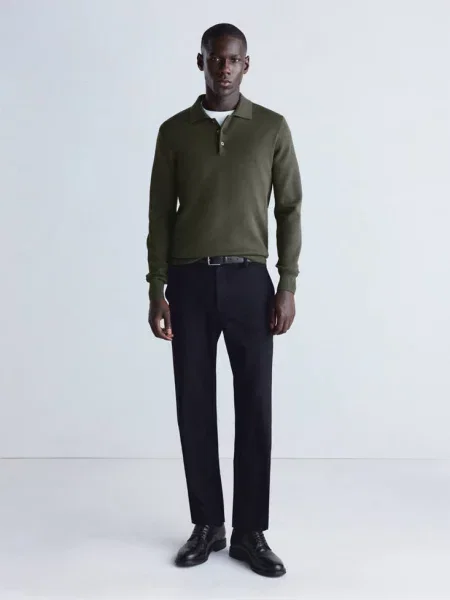 Sweter polo comfort stretch ciemnozielony Mężczyzna S MANGO MAN