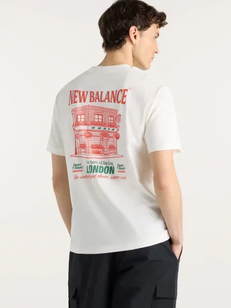 Футболка New Balance біла