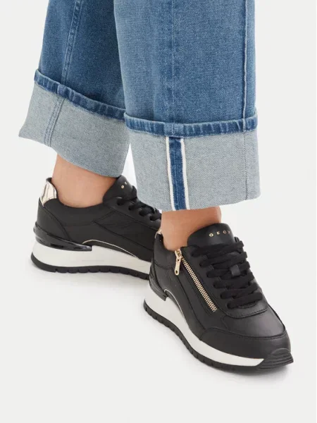 Sneakersy Geox D Desya čierna