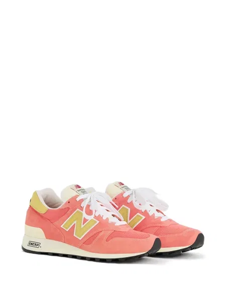 Sneakerși New Balance roz