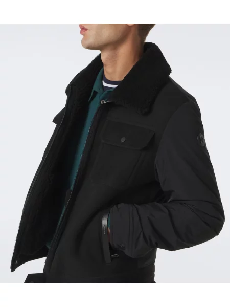 Geacă cu puf Moncler din piele de căprioară negru