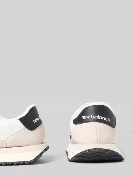 Sneakersy ze skóry z detale z logo model New Balance białe