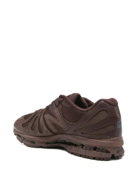Hálós sneaker New Balance autogrammal barna