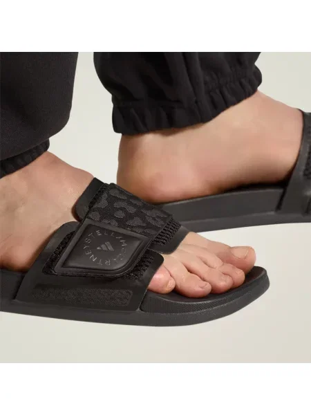 Klapki Adidas wsuwane czarne