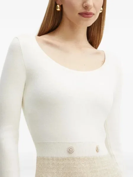 Dzianinowa sukienka mini Guess z perełkami biała