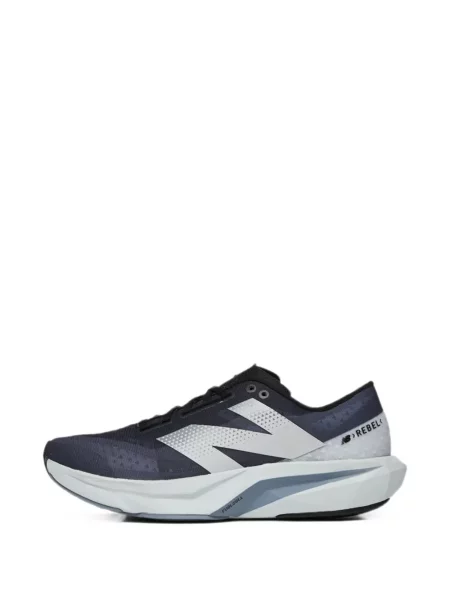 Sneakerși New Balance FuelCell negru