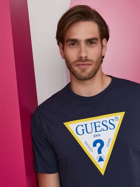Guess Футболка из коллекции к ANSWEAR