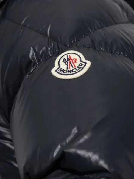 Geacă Moncler cu glugă negru