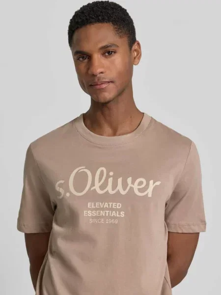 T-shirt o kroju regular fit z czystej bawełny S.oliver Red Label