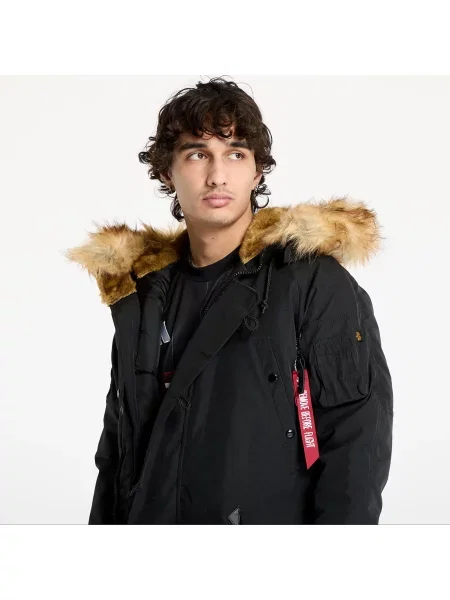 Яке Alpha Industries Explorer Black M черно