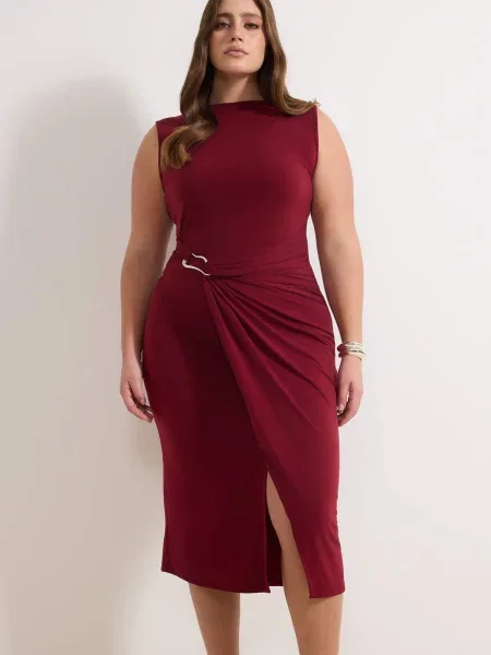 Trendyol Curve Šaty tmavě červená