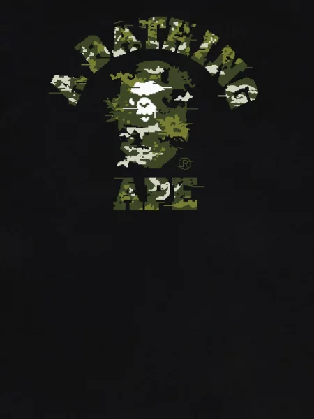 Tricou A Bathing Ape® cu model camuflaj negru