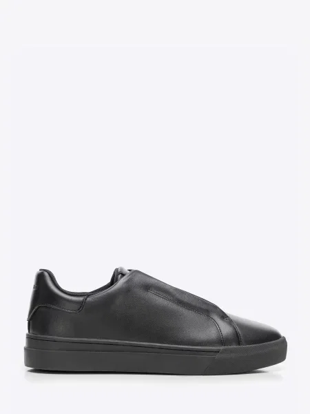 Sneakersy ze skóry naturalnej wsuwane czarne