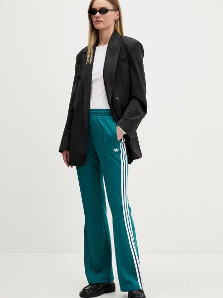 Adidas Originals hlače na zvonec