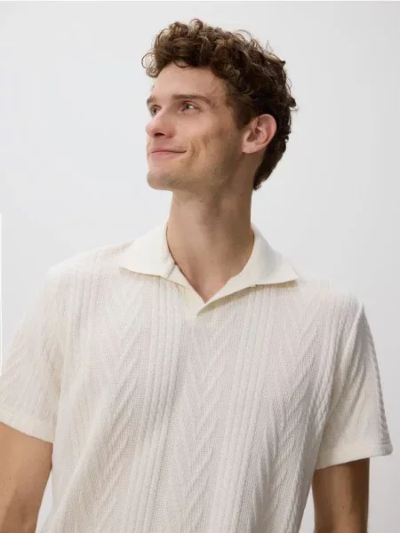 Футболка Reserved