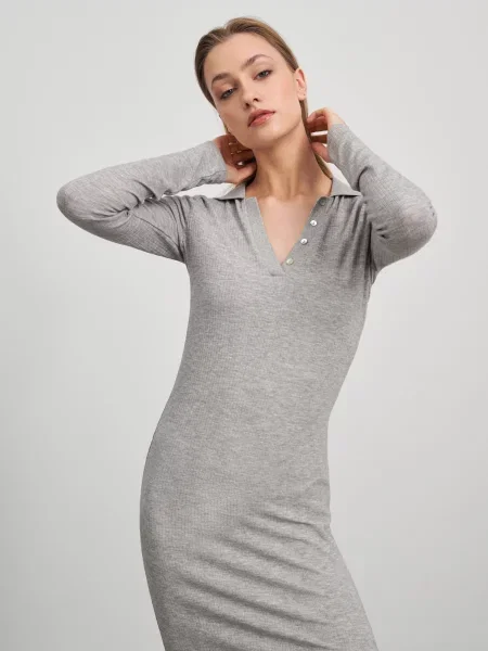 Сукня міді з розрізом сірий