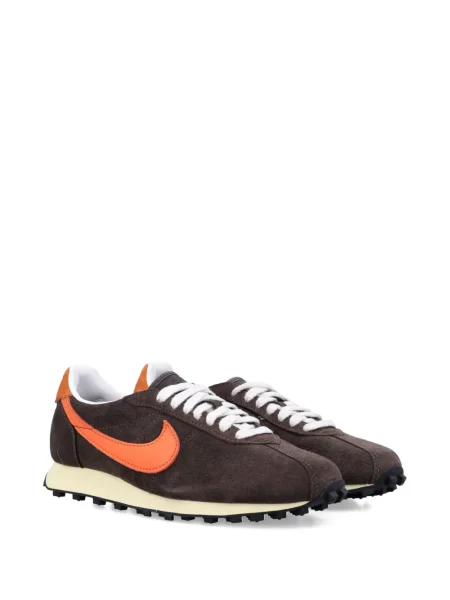 Sneakerși Nike Air Jordan din piele de căprioară maro