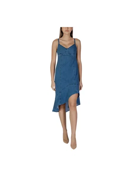 Długa mała sukienka maxi Desigual niebieska