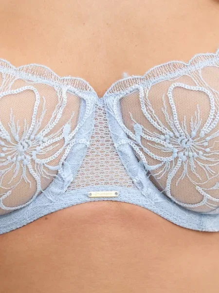 Sutien Chantelle cu model floral plasă albastru