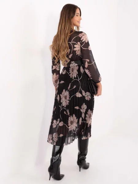 Rochie Italy Moda de costum negru