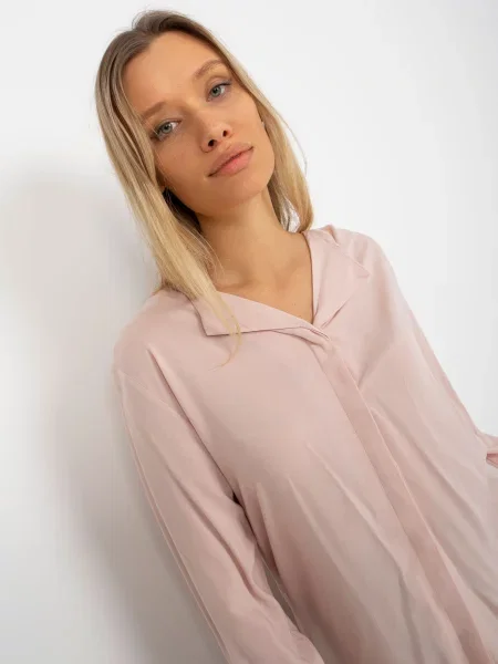 Bluză Fashionhunters cu decolteu în V roz