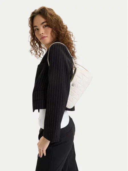 Kabelka Calvin Klein bílá