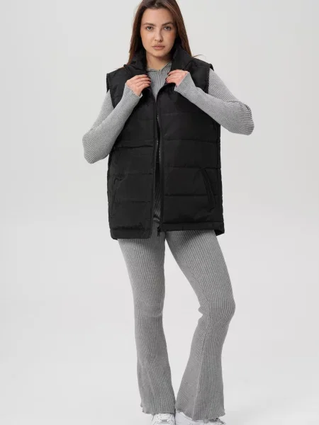 Утеплений жилет Without чорний