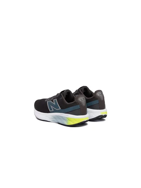 Běžecké boty New Balance Fresh Foam X V9 černá