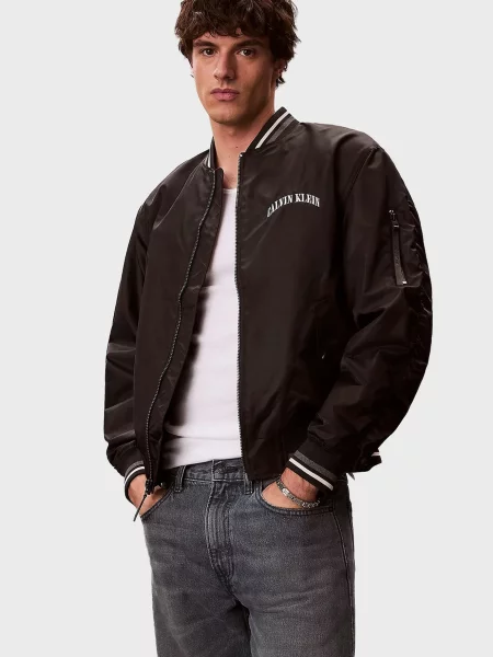Джинсова куртка Calvin Klein Jeans чорна