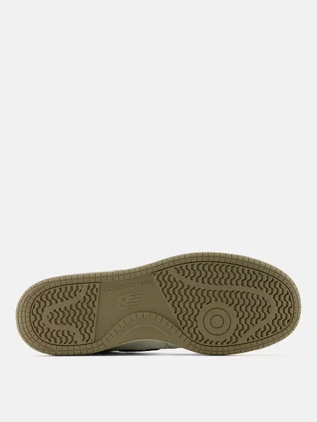Кожаные кроссовки New Balance белые