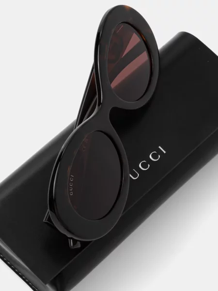 Солнцезащитные очки Gucci