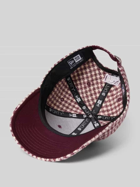 Czapka z daszkiem z mieszanki wełny ze wzorem w kratę New Era beżowa