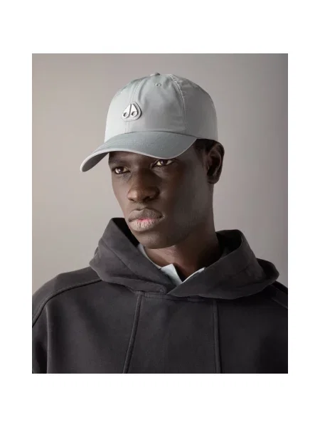 Czapka z daszkiem Moose Knuckles z logo szara
