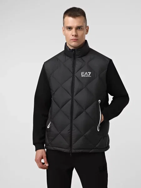 Жилет чорний