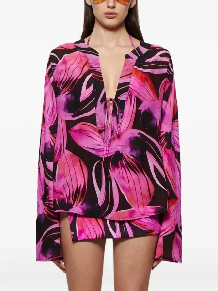 Bluză Louisa Ballou cu model floral cu imagine lungă roz