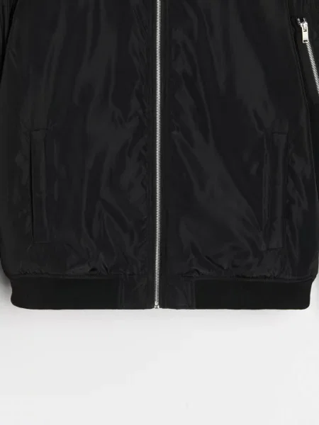 Бомбер Sinsay черный