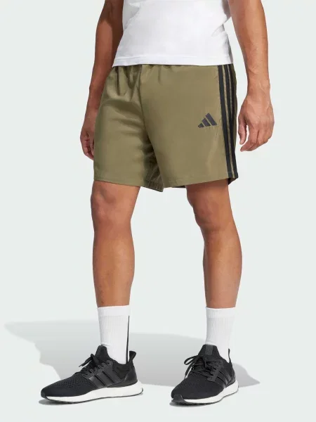 Повсякденні шорти adidas перероблений зелений