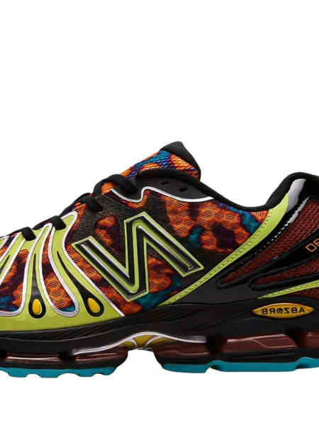 Презрамки маратонки New Balance червено