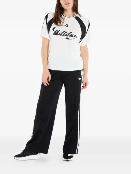 Pălărie Adidas cu dungi cu platformă din jerseu alb