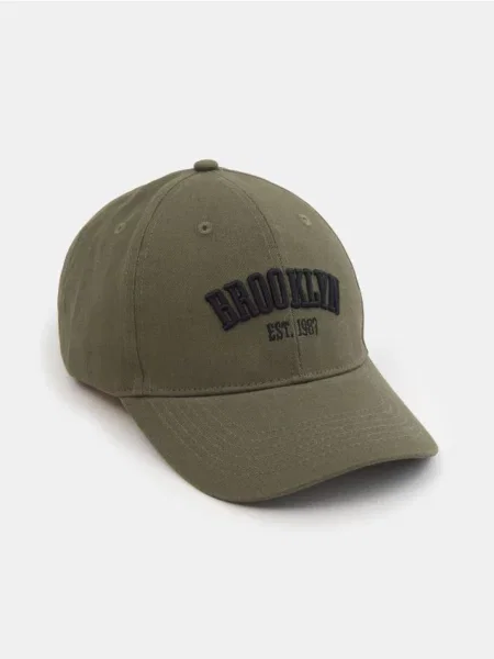 Sinsay czapka z daszkiem i haftem zielony