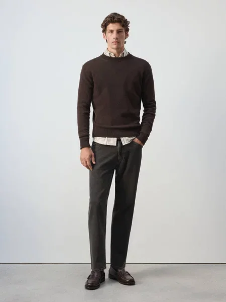 Sweter z dzianiny z mieszanki wełny czekoladowy Mężczyzna XXL MANGO MAN