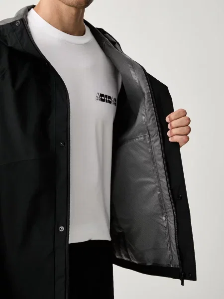 Adidas демісезонна куртка Essentials