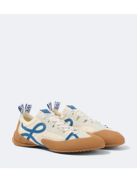 Sneakerși Loewe din piele de căprioară alb